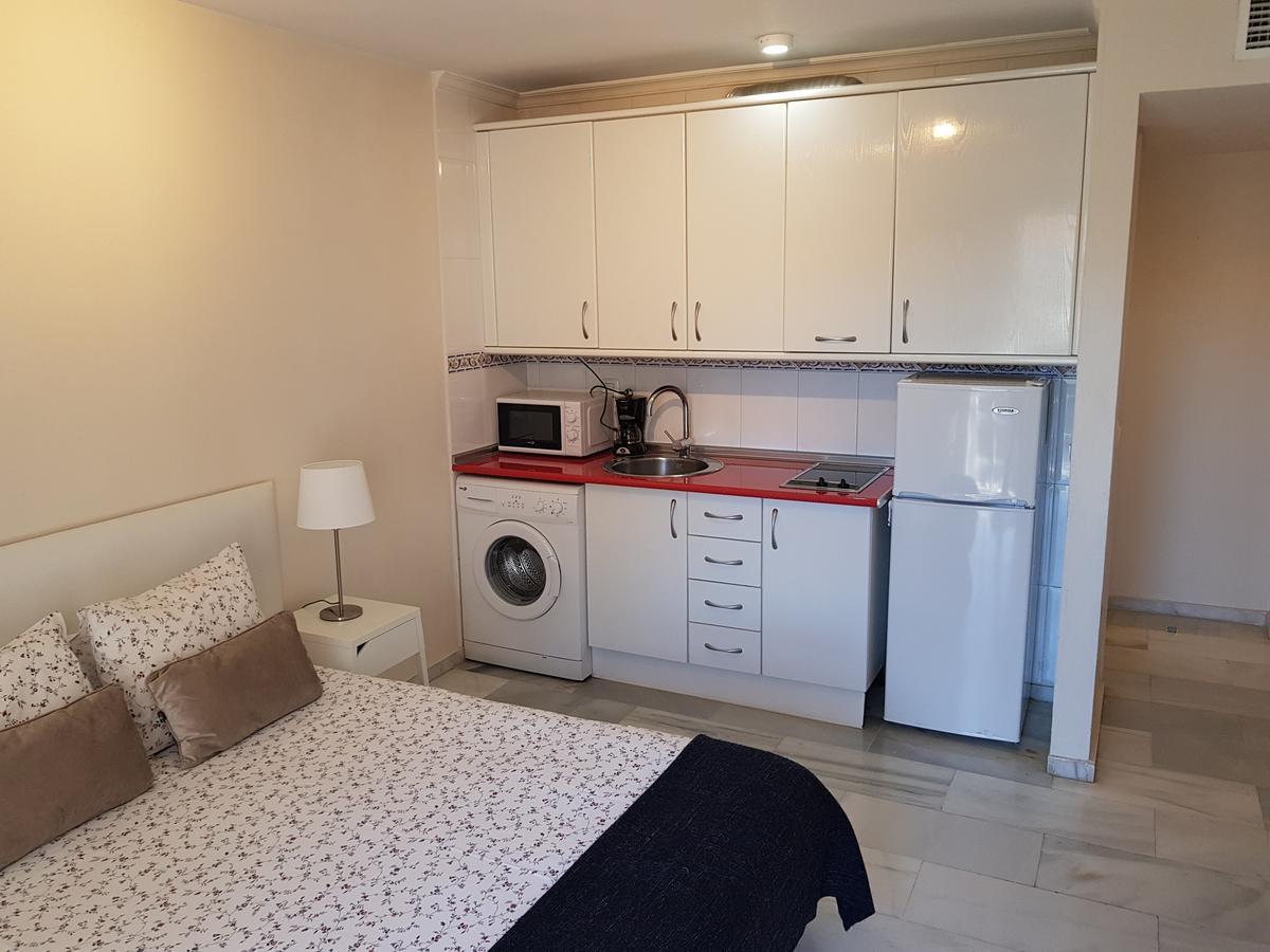 Fan Flat Eugenio (Adults Only) Apartment Malaga Luaran gambar
